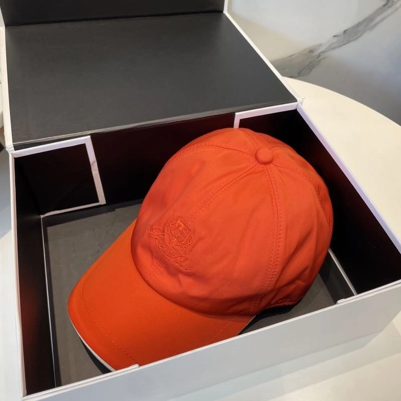 Loro Piana Caps Refined 258317