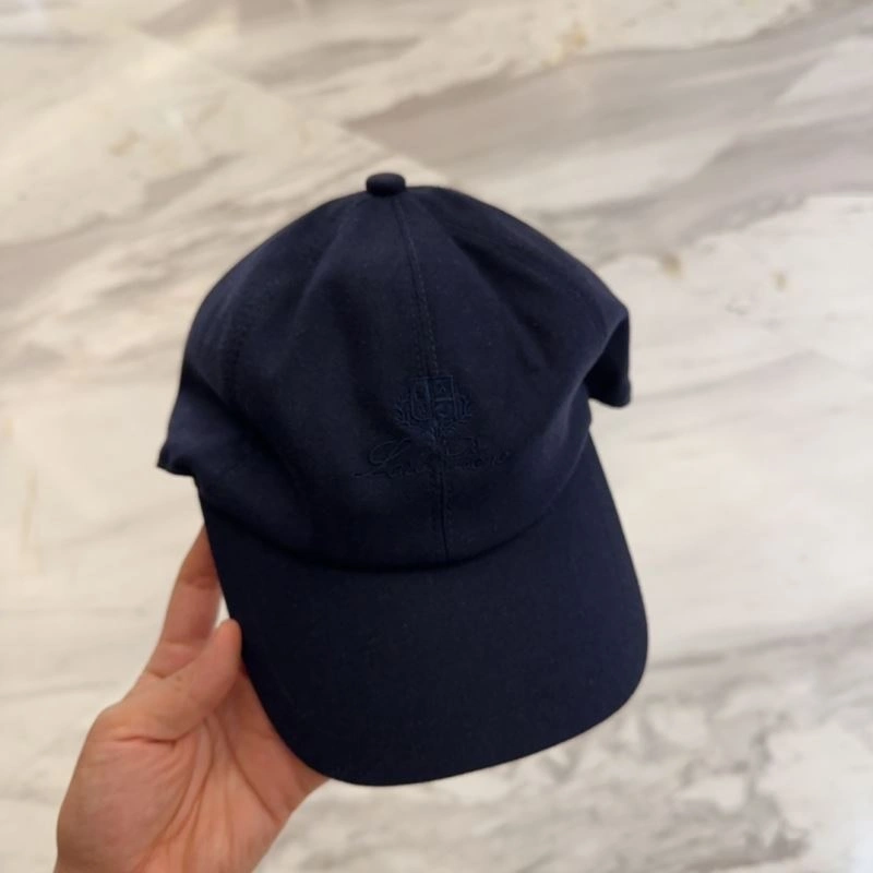 TravelReady Loro Piana Caps 258292