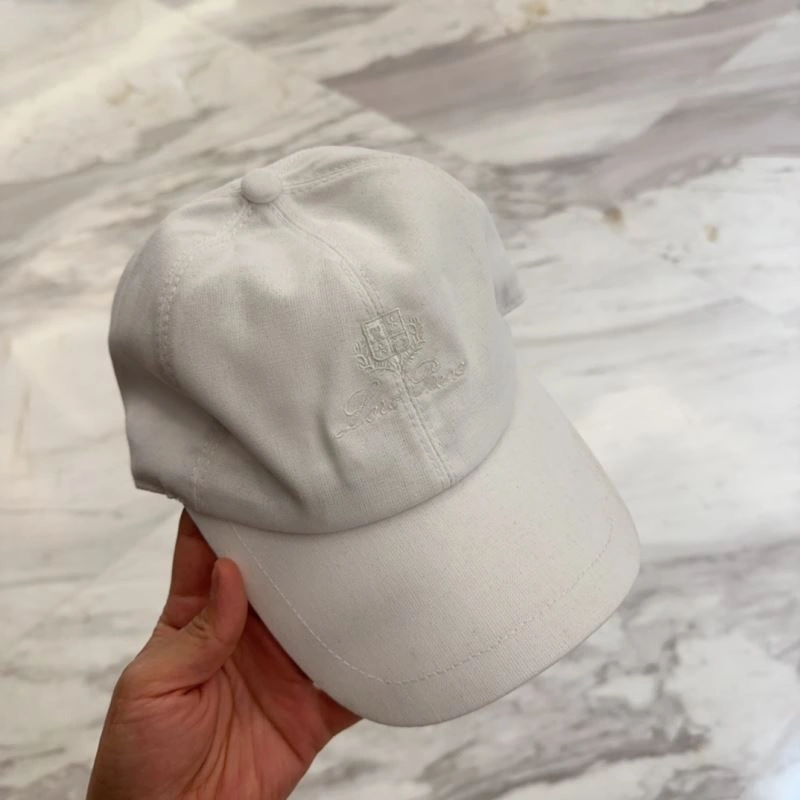 Loro Piana Caps FashionForward 258310