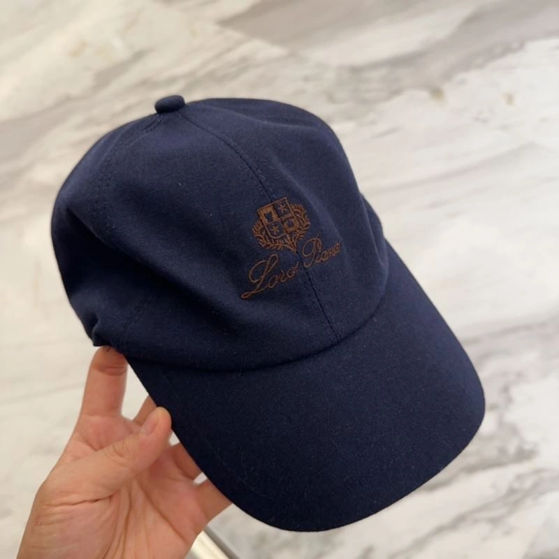 Loro Piana Caps Vibrant 258287