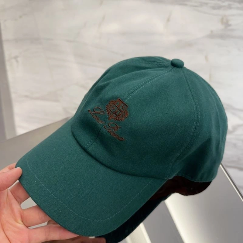 Loro Piana Caps BestValue 258300