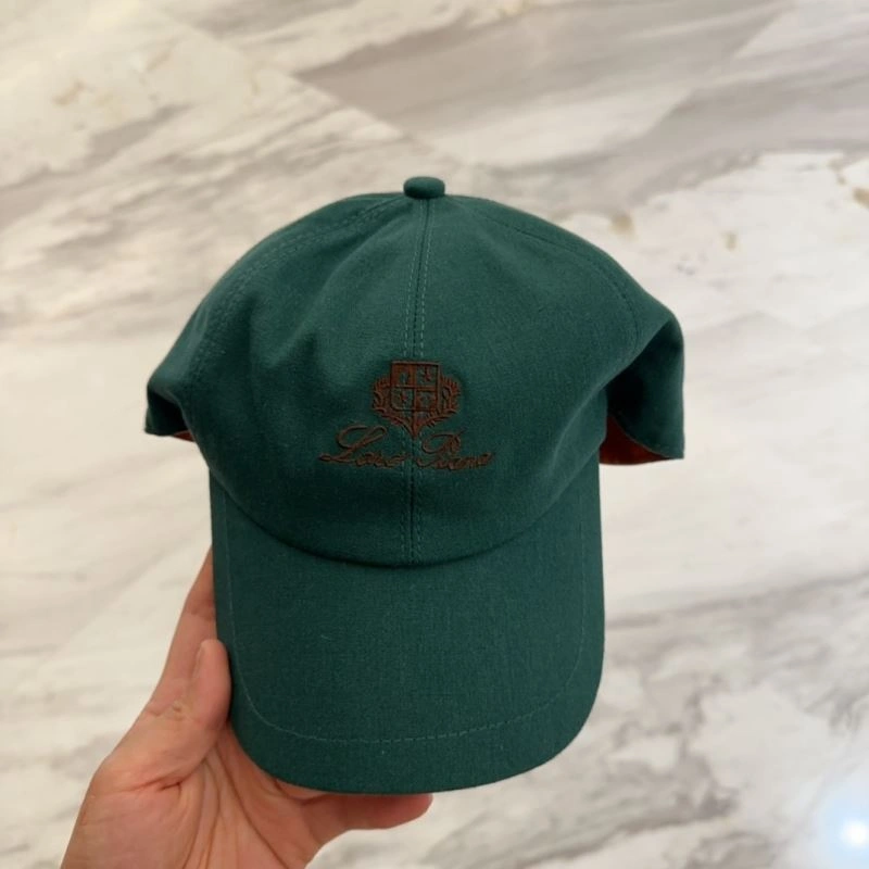 Loro Piana Caps BestValue 258300
