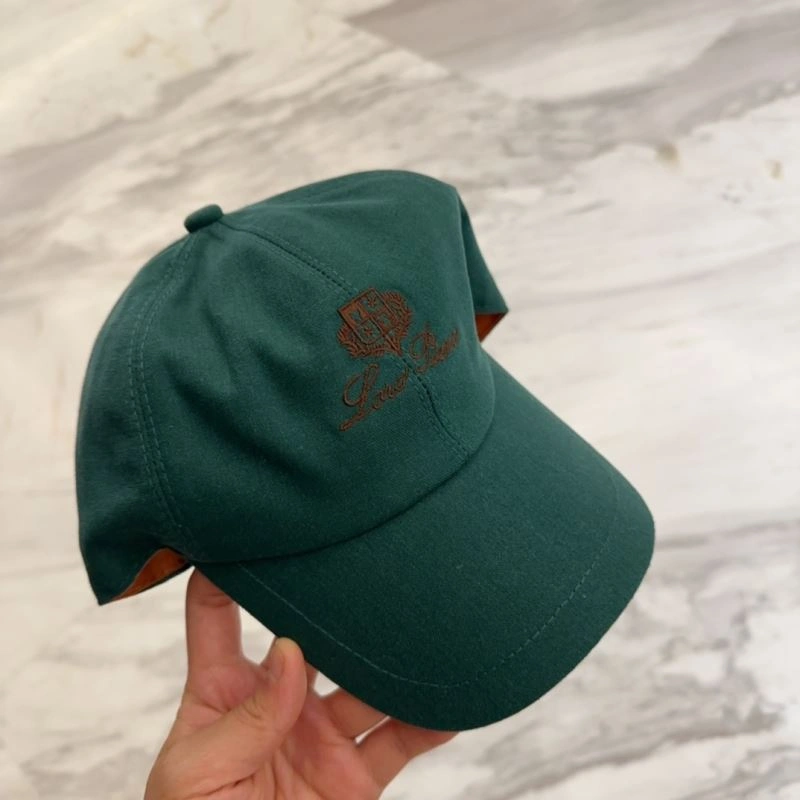 Loro Piana Caps BestValue 258300