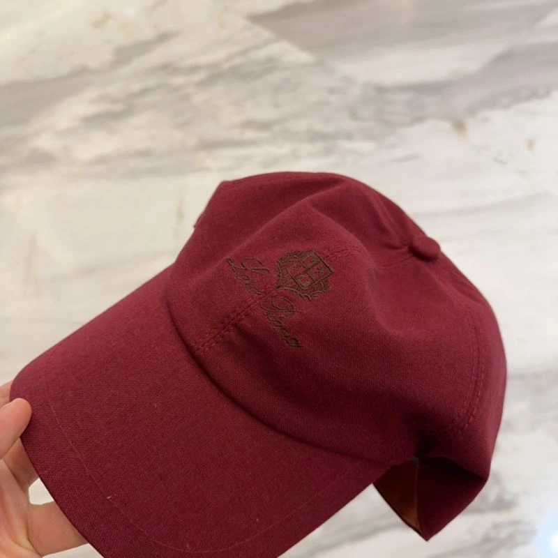 Loro Piana Caps Youthful 258296