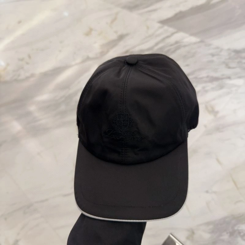Loro Piana Caps Elegant 258303