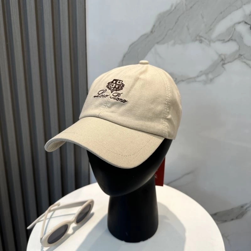 Loro Piana Caps Supportive 258277