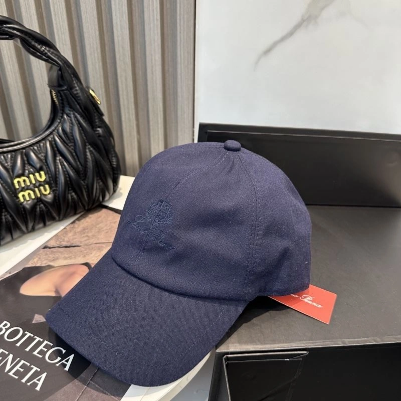 Loro Piana Caps Sophisticated 258276