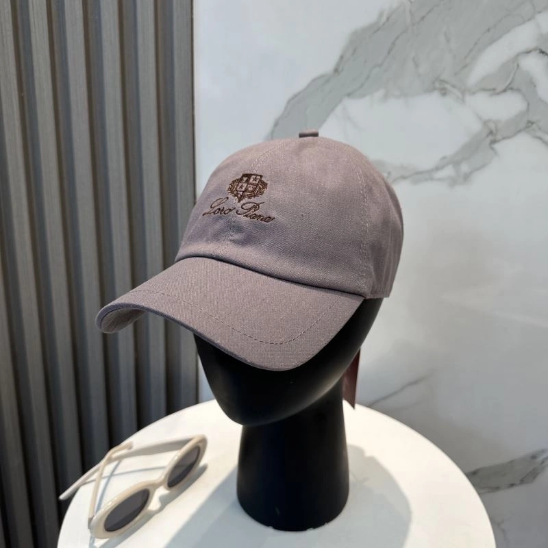 Loro Piana Caps Refined 258242