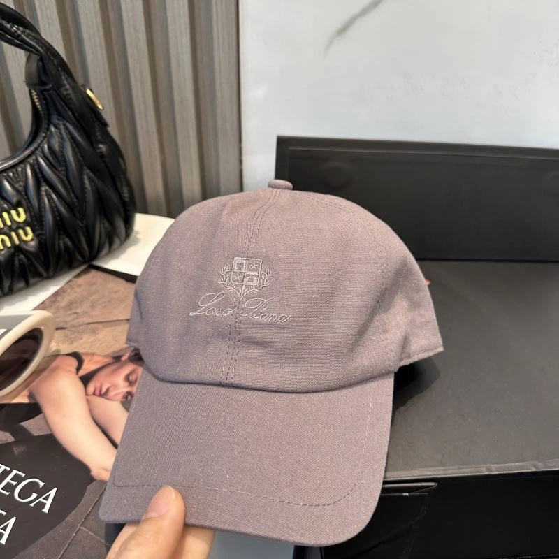 Loro Piana Caps Refined 258242