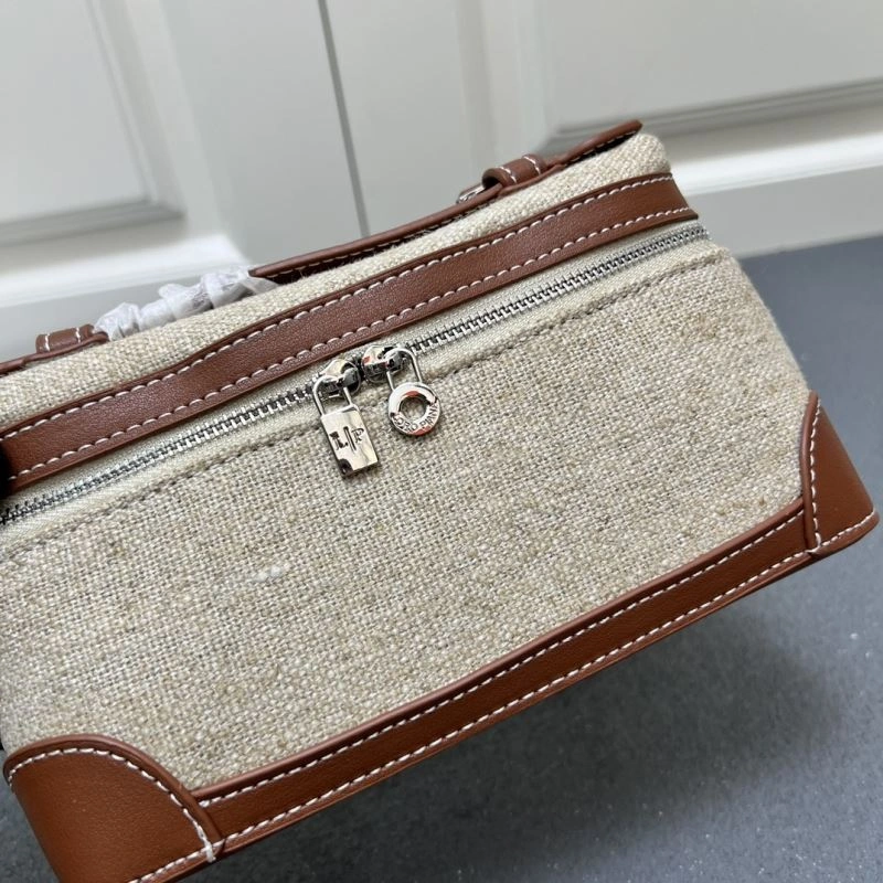 Stylish Loro Piana Cosmetic Bags 83532