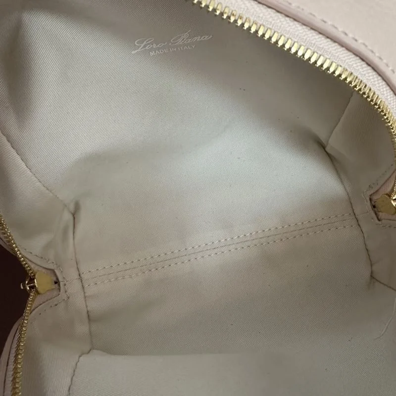 BestValue Loro Piana Cosmetic Bags 44000