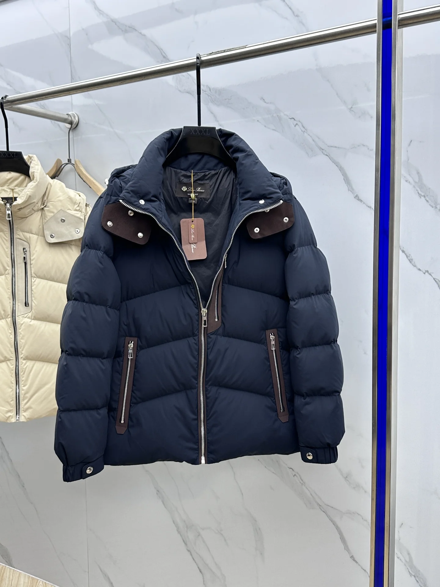 Loro Piana Down Jackets Sleek 165440