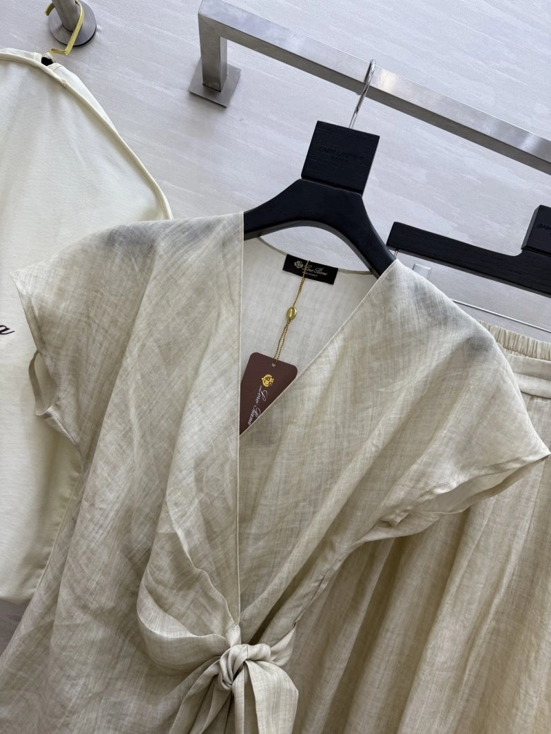 Minimalist Loro Piana Dress Suits 149470