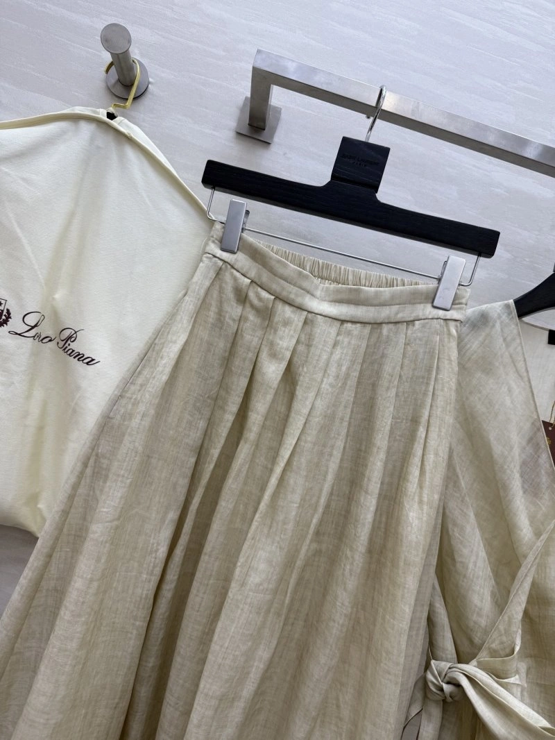 Minimalist Loro Piana Dress Suits 149470