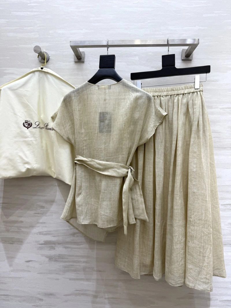 Minimalist Loro Piana Dress Suits 149470