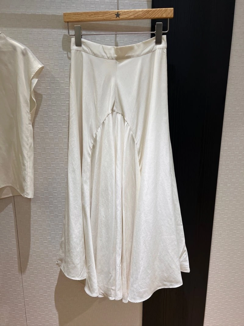 Vibrant Loro Piana Dress Suits 149468