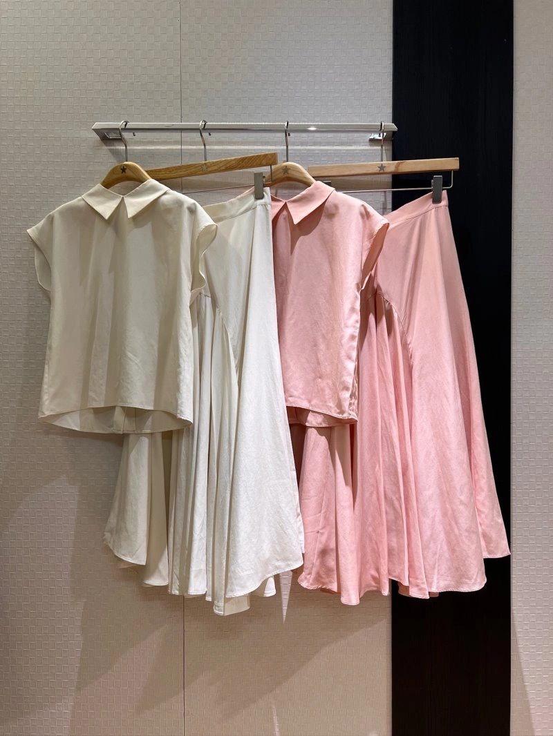 Vibrant Loro Piana Dress Suits 149468