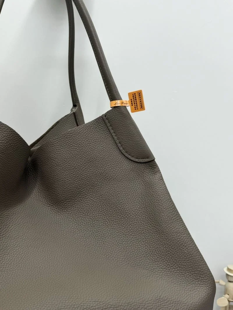 Loro Piana Hobo Bags Popular 44296