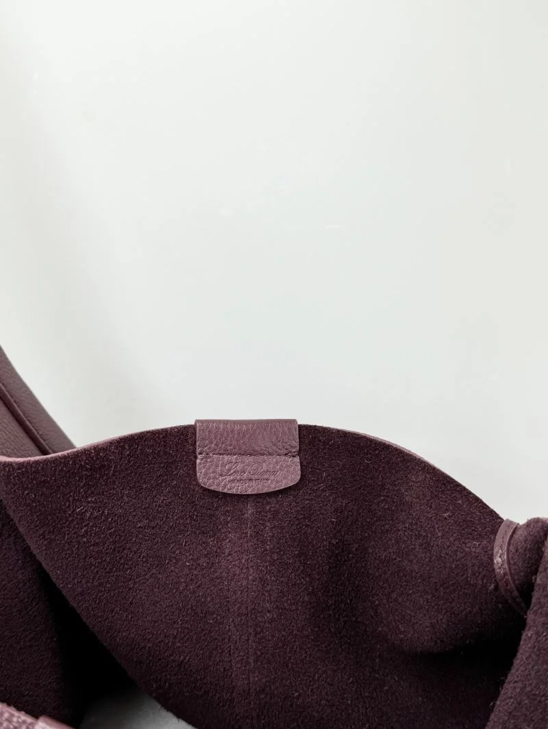 Loro Piana Hobo Bags QuickDry 44303