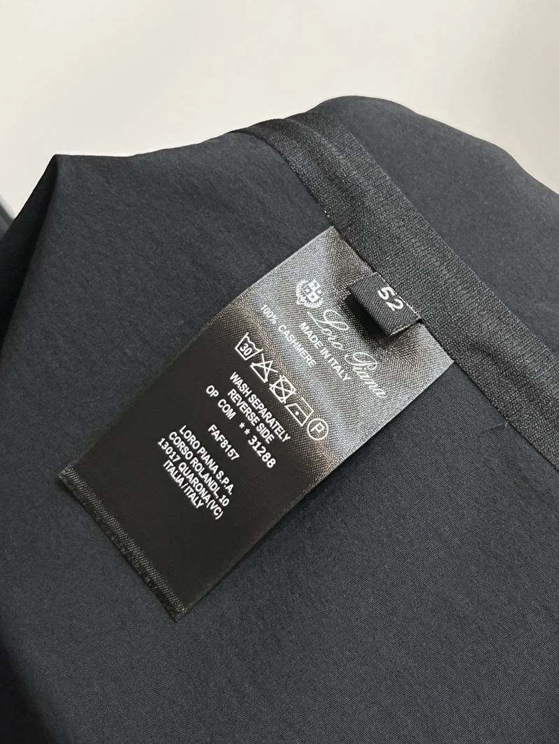 Durable Loro Piana Outwear 164109