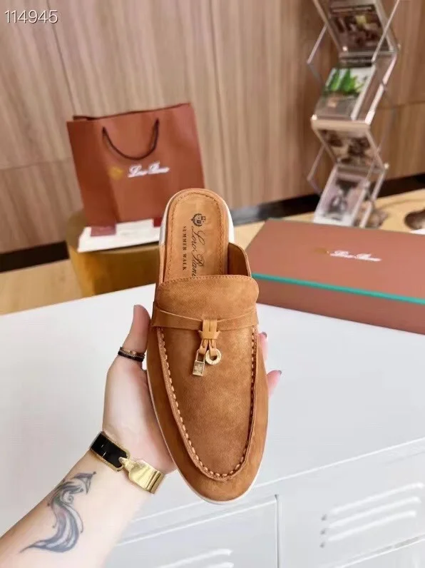 Minimalist Loro Piana Sandals 4353