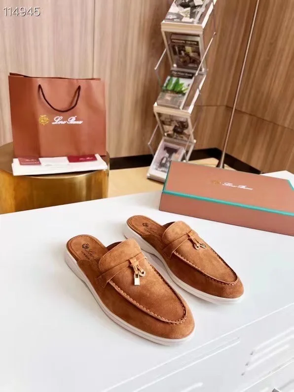 Minimalist Loro Piana Sandals 4353