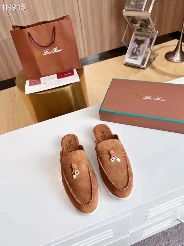 Minimalist Loro Piana Sandals 4353