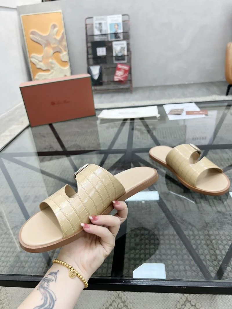 Reliable Loro Piana Sandals 4329