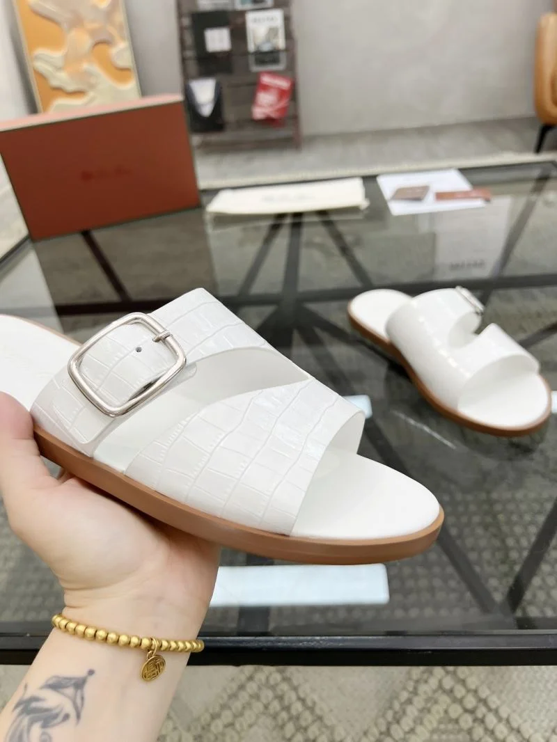 HighPerformance Loro Piana Sandals 4365