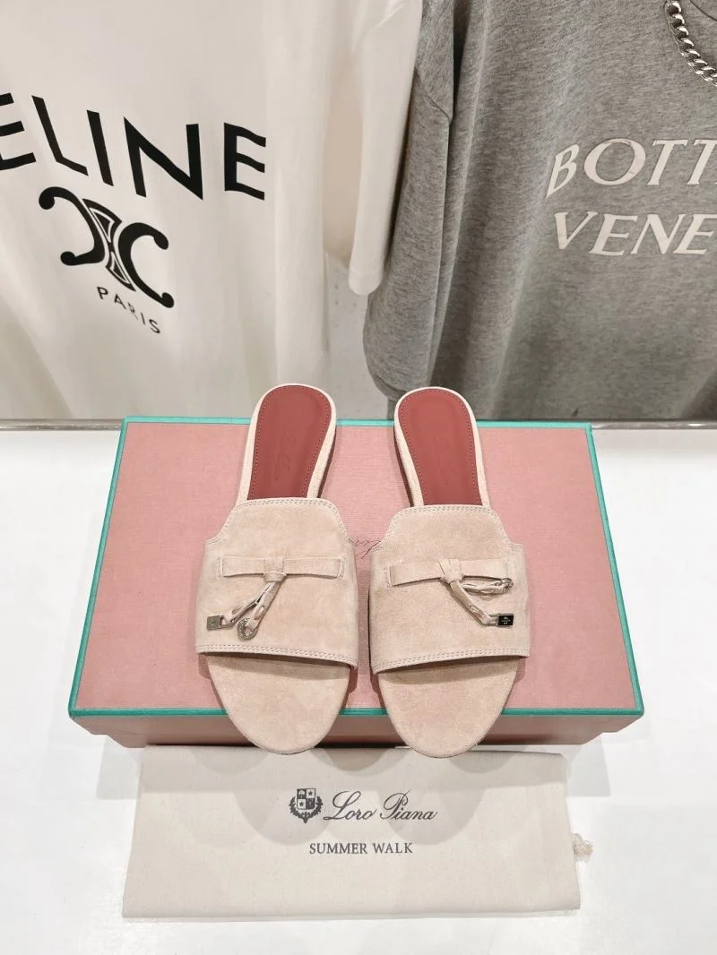 WaterResistant Loro Piana Sandals 12098