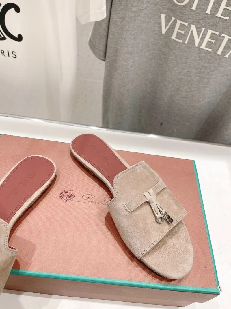 Lightweight Loro Piana Sandals 12104