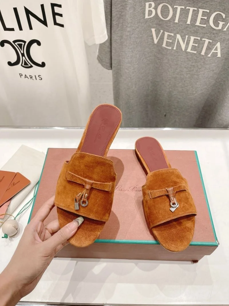 Loro Piana Sandals Elegant 12088