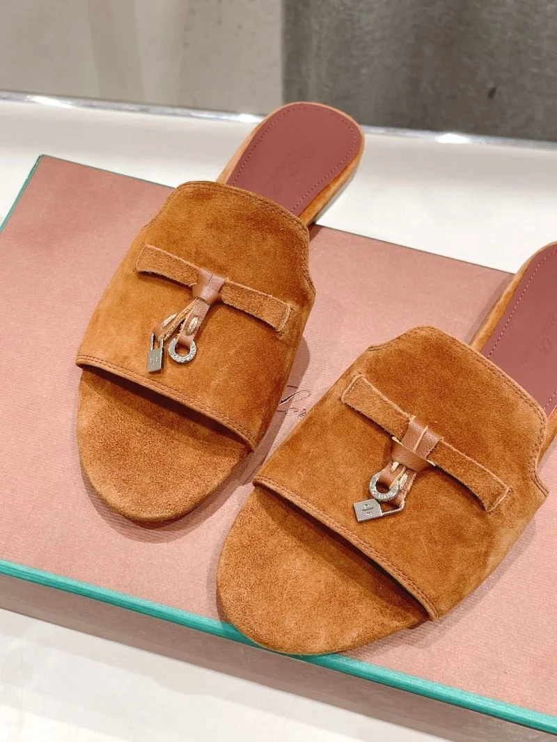 Loro Piana Sandals Elegant 12088