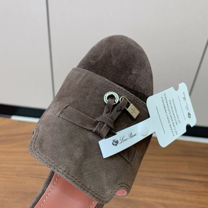 Cozy Loro Piana Sandals 12040