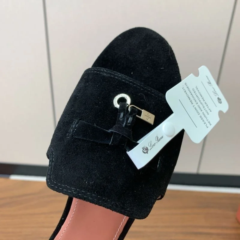 Effortless Loro Piana Sandals 12047