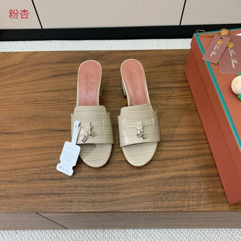 Loro Piana Sandals Supportive 12017