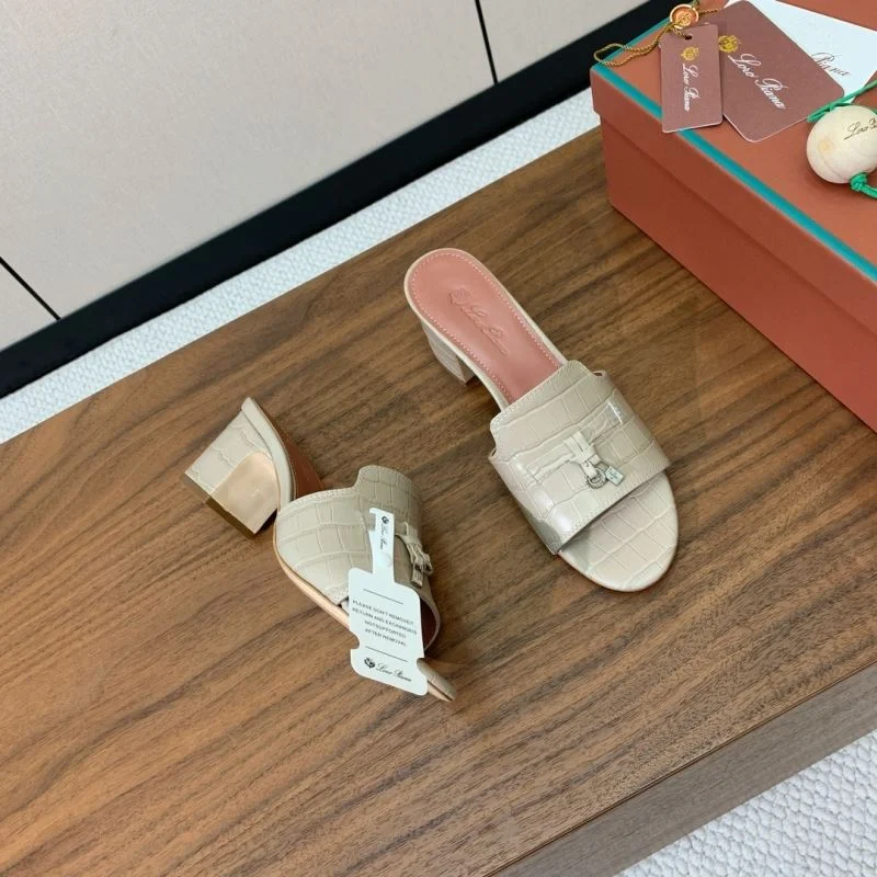 Loro Piana Sandals Supportive 12017