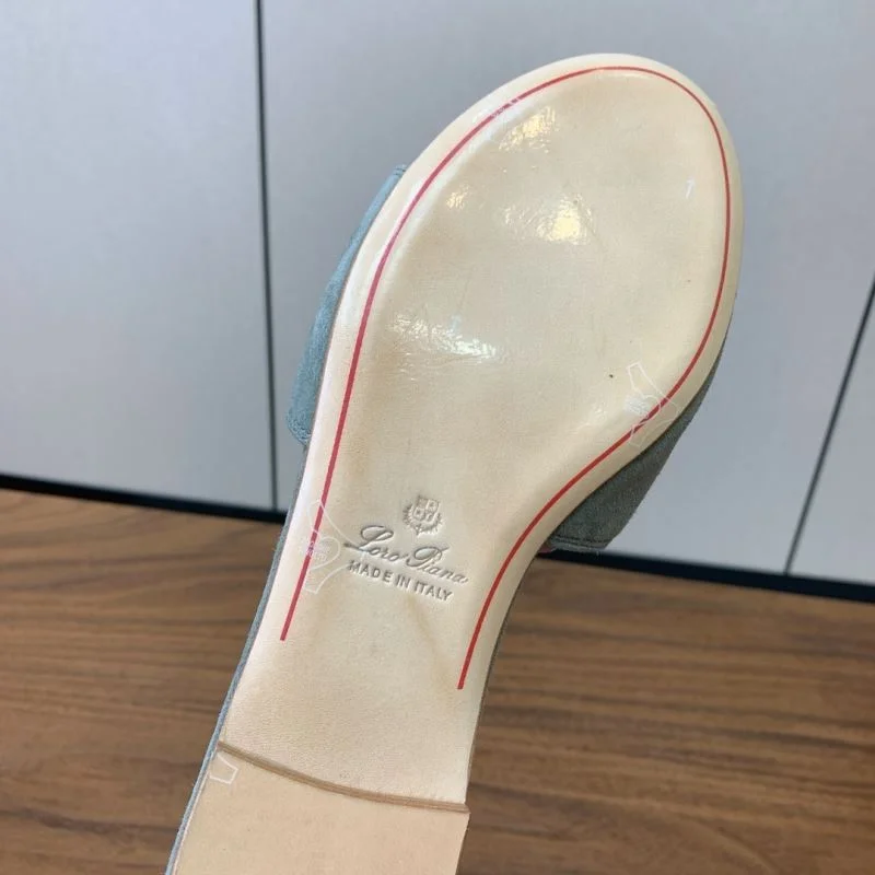 Classic Loro Piana Sandals 12016