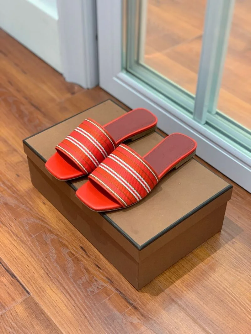 SunProtective Loro Piana Sandals 12027