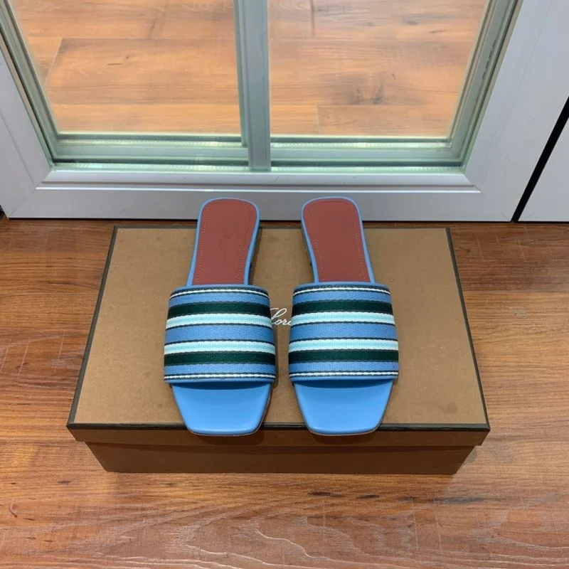 Efficient Loro Piana Sandals 12004