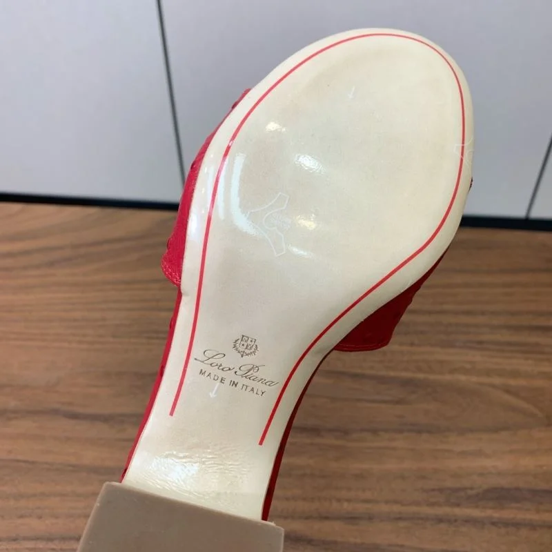 Loro Piana Sandals Elegant 11986