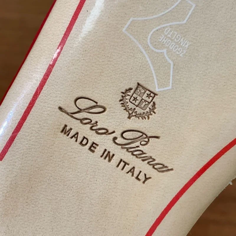 Trendy Loro Piana Sandals 11971