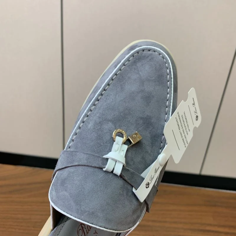 Loro Piana Sandals Versatile 11939