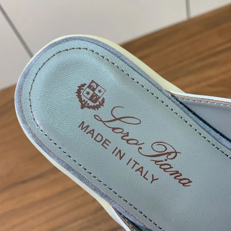Loro Piana Sandals Versatile 11939