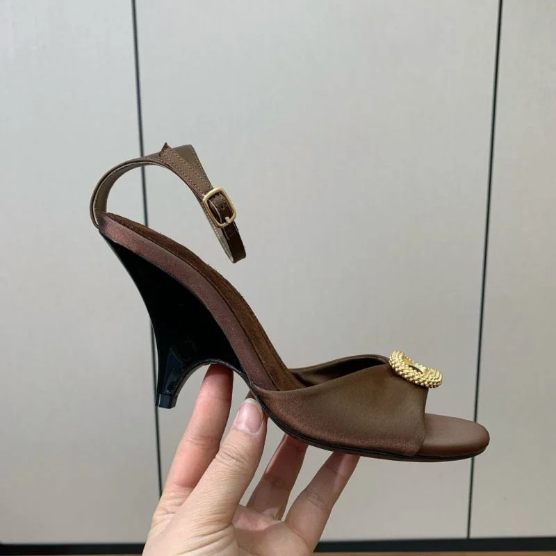 Loro Piana Sandals Classic 11923