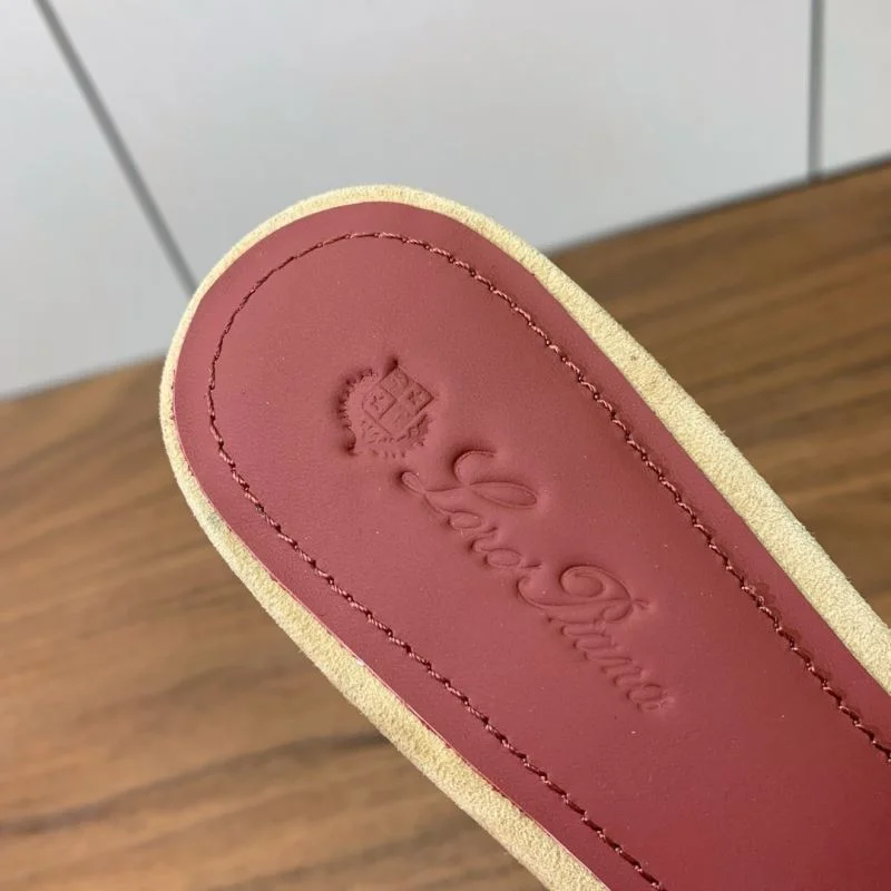 Loro Piana Sandals Bold 11917