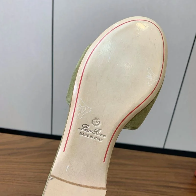 Sporty Loro Piana Sandals 11890