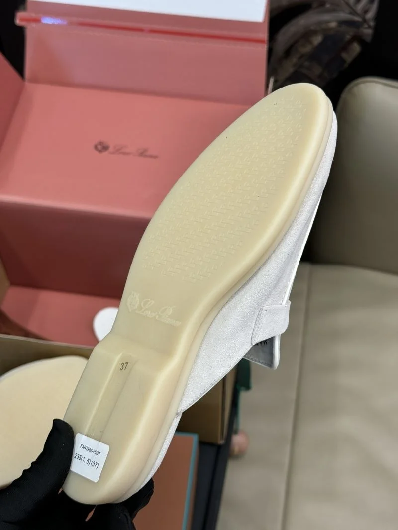Casual Loro Piana Sandals 9678