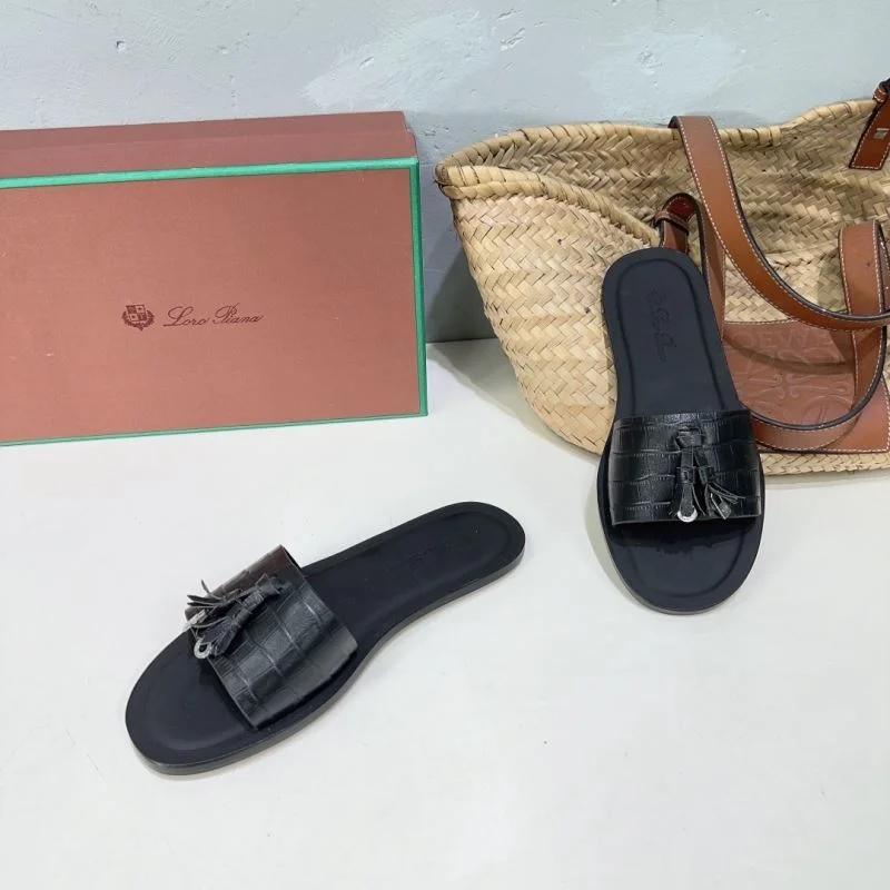 UrbanStyle Loro Piana Sandals 9724