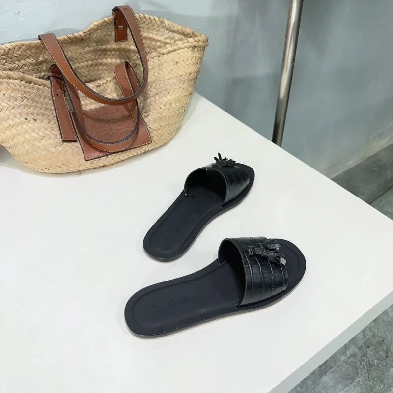 UrbanStyle Loro Piana Sandals 9724
